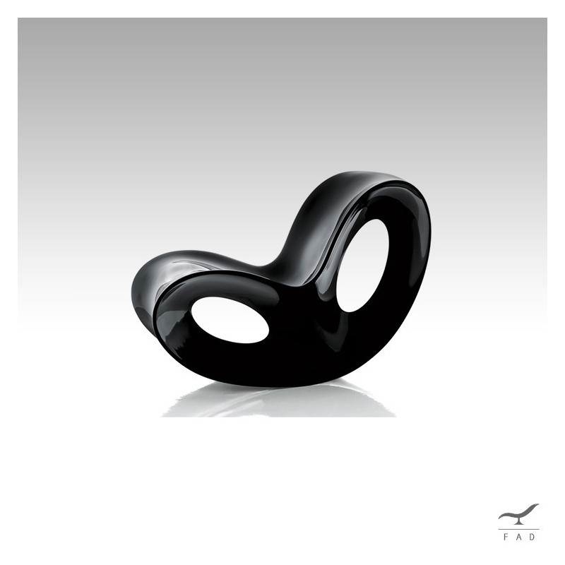 Sedia Voido: design all'avanguardia di Ron Arad - Completo ed elegante