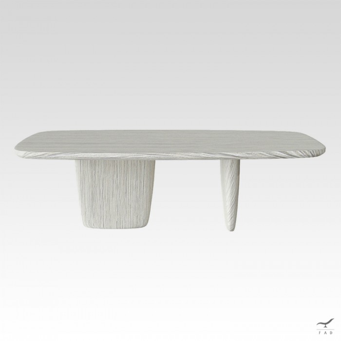 Tavolo ispirato al modello Tobi Ishi dining table