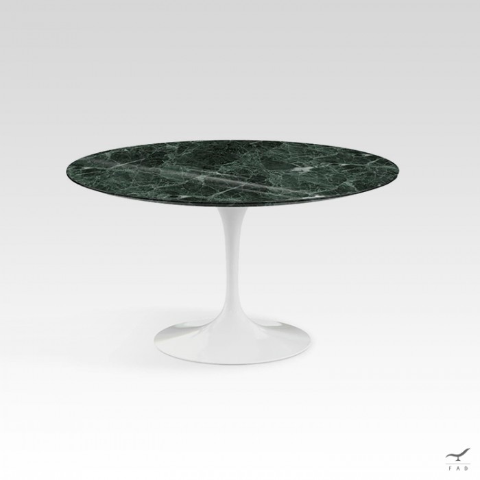 Tulip dining table modello
