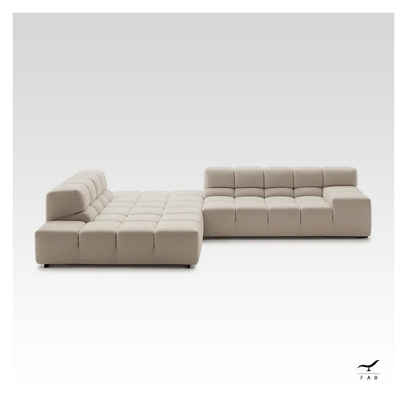 Sofa inspired by the Tufty Time model