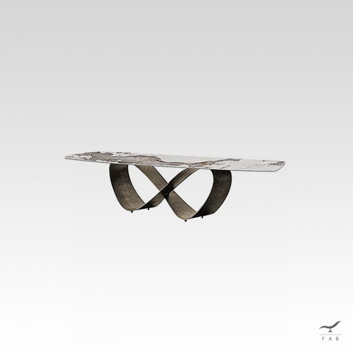 Tavolo modello Infinity