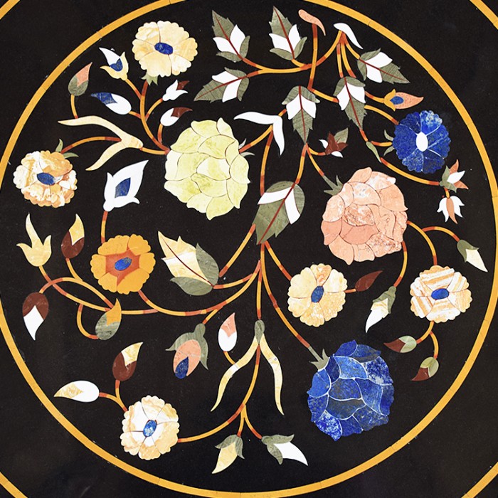Tavolino tondo in pietre dure - Decorazione floreale - Tavolini rinascimento fiorentino