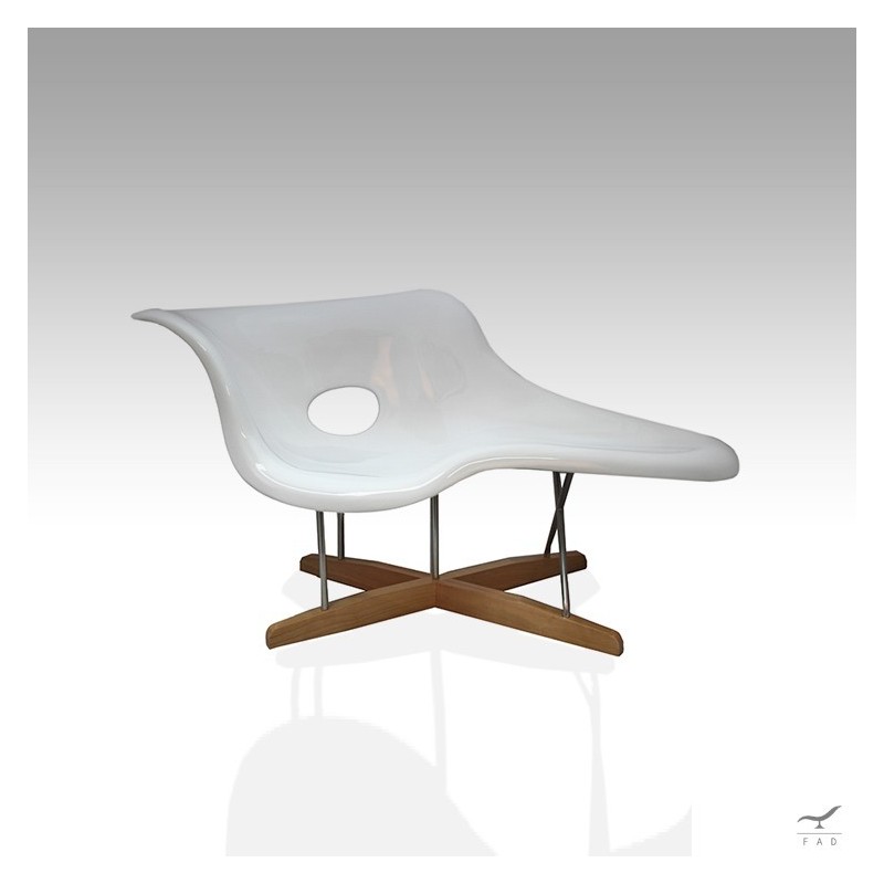 Chaise lounge di Charles e Ray Eames
