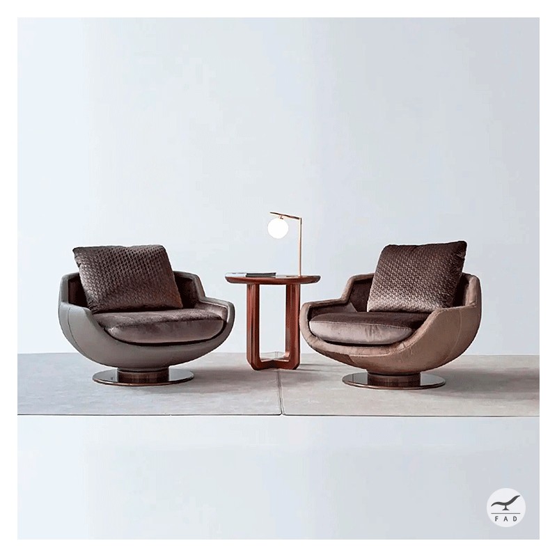 Poltrona RANDY con Base Girevole in Ottone | Relax e Comfort per Casa e Hotel