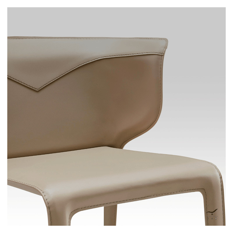 QUINN Chair – Iconic Modern Chair with Envelope Backrest | FADESIGN