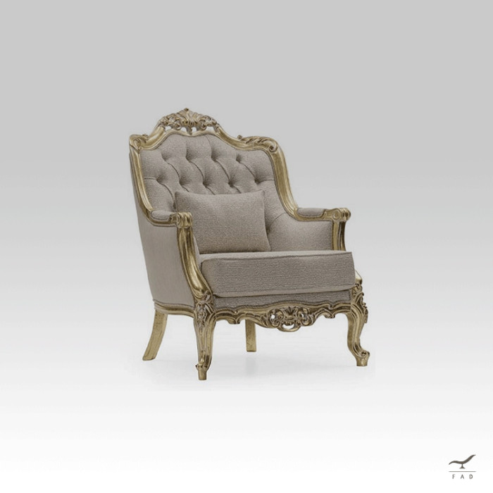 baroque armchair of the royal palaces of the 1700s