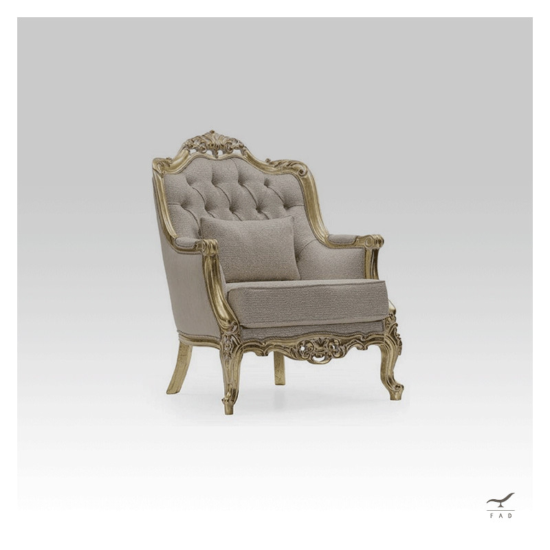 Luxury Baroque Armchair - Exquisite Royal Design for Luxury Buildings