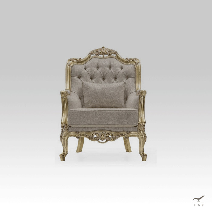 Luxury Baroque Armchair - Exquisite Royal Design for Luxury Buildings