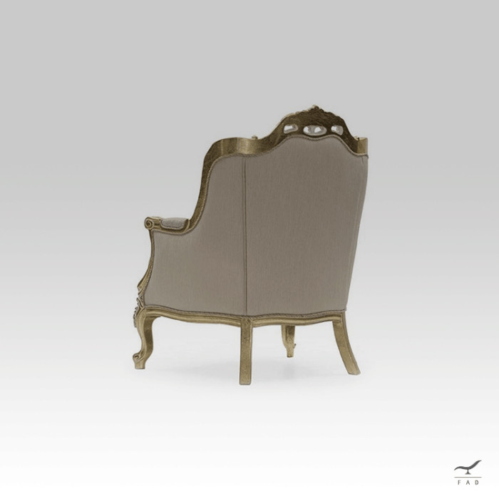 baroque armchair of the royal palaces of the 1700s