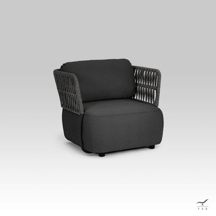 CHASSY outdoor armchair