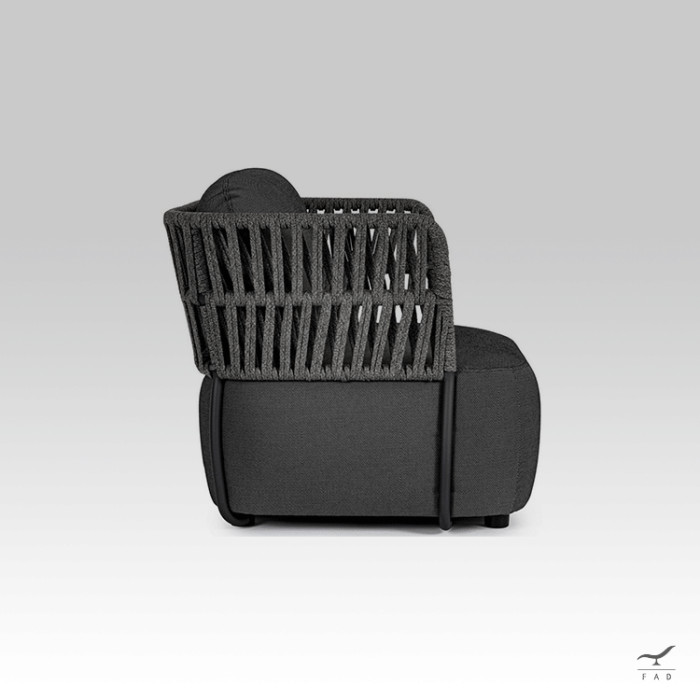 CHASSY outdoor armchair