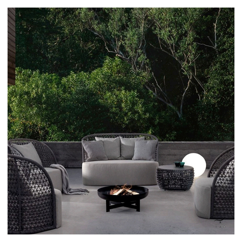 Divano BRIS con schienale in corda intrecciata per outdoor di lusso