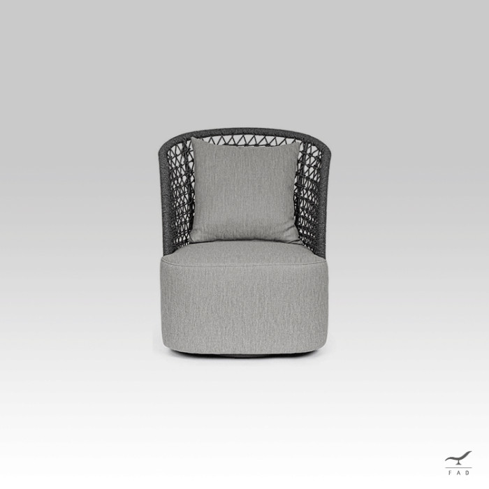 Poltrona BRIS in corda intrecciata per outdoor di lusso