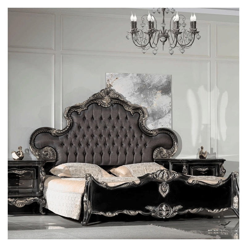 Baroque style bed inlaid and lacquered