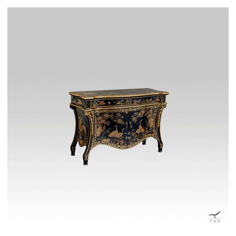 Credenza Laccata con Motivi Floreali e Uccellini - Arredo di lusso per ville antiche e hotel di lusso