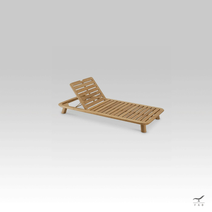 Lettino da Sole in Teak WIDE: Design Moderno per Giardini e Hotel di Lusso