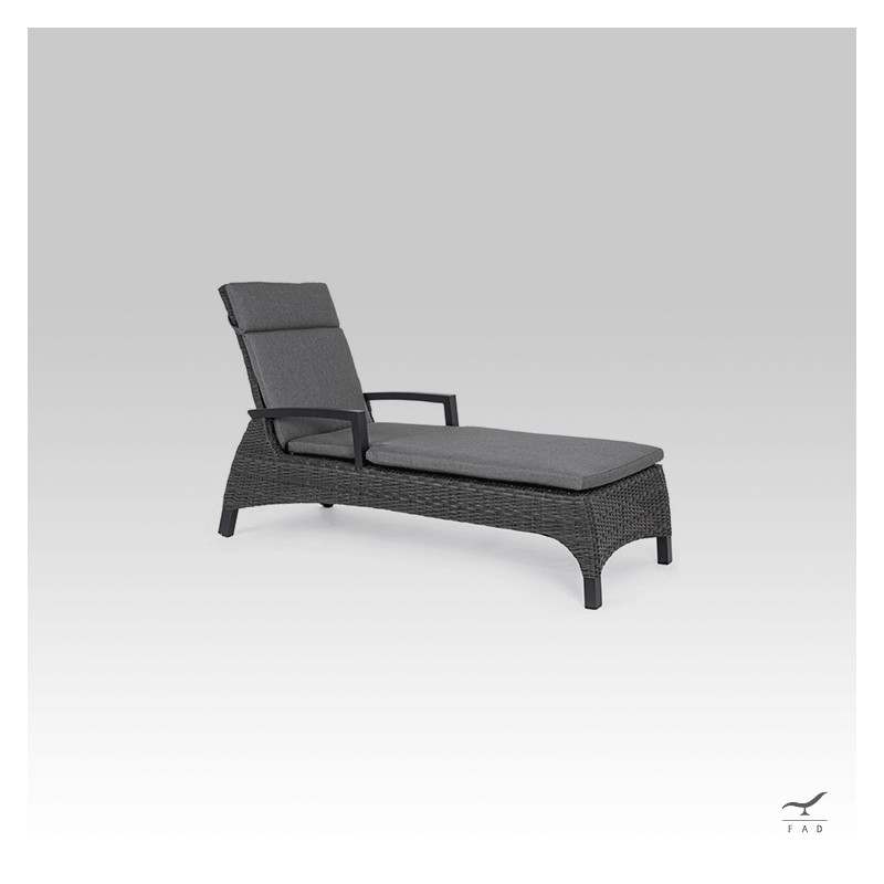 COSY aluminum & rattan reclinable sun lounger for luxury villas and hotels