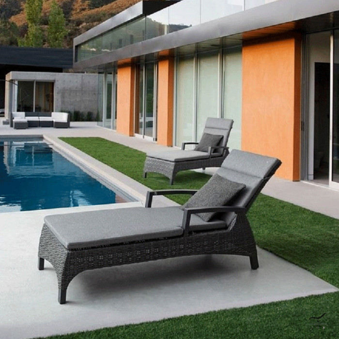 Lettino COSY in alluminio e rattan per esterni di lusso - Ideale per piscine e arredi da esterno di design