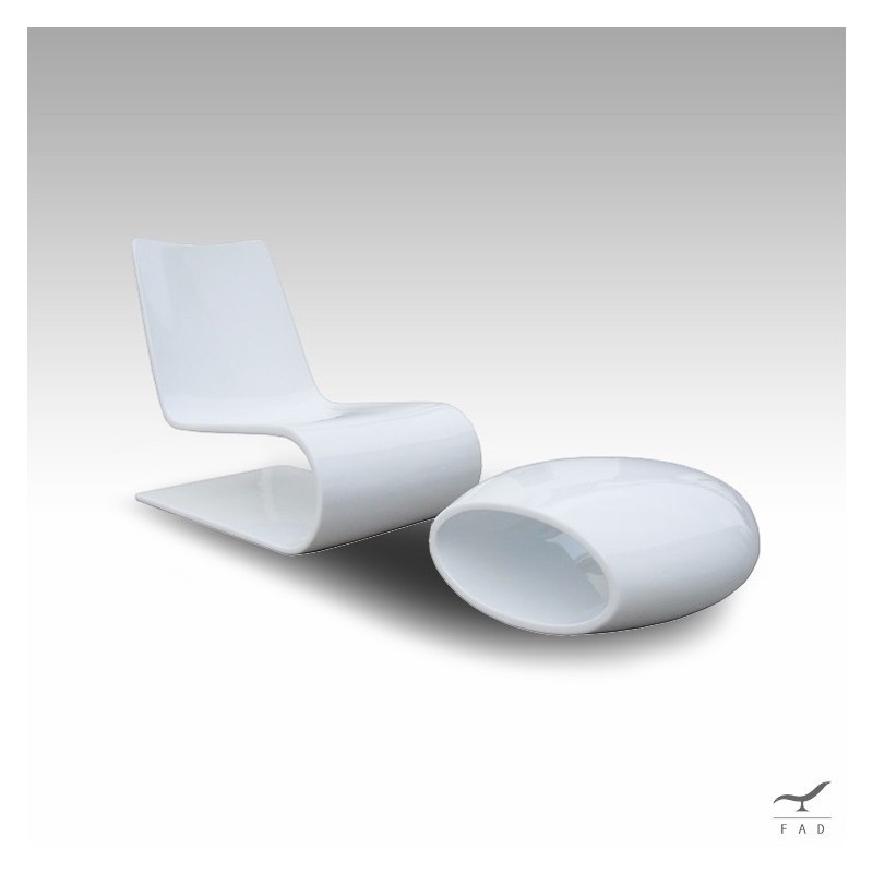 Curved Seat Chaise with Oval Footrest | Versatile & Stylish Furniture for Indoors & Outdoors