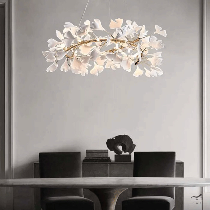 Lampadario EINAS: Struttura Tubolare Acciaio Verniciato - Decorazioni Floreali in Fibra di Vetro