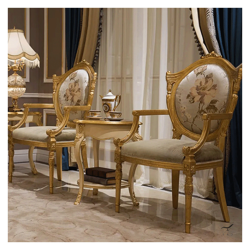 Luxurious French Baroque Style Chair - Elegant and Ornate Design