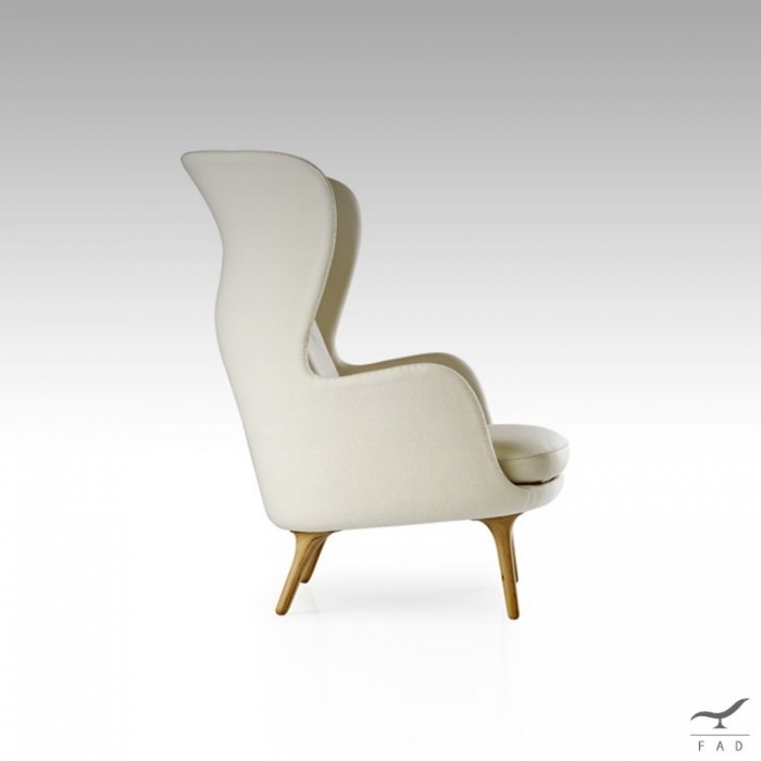 Ro Chair - Comfortable and Elegant Seating for Modern Living