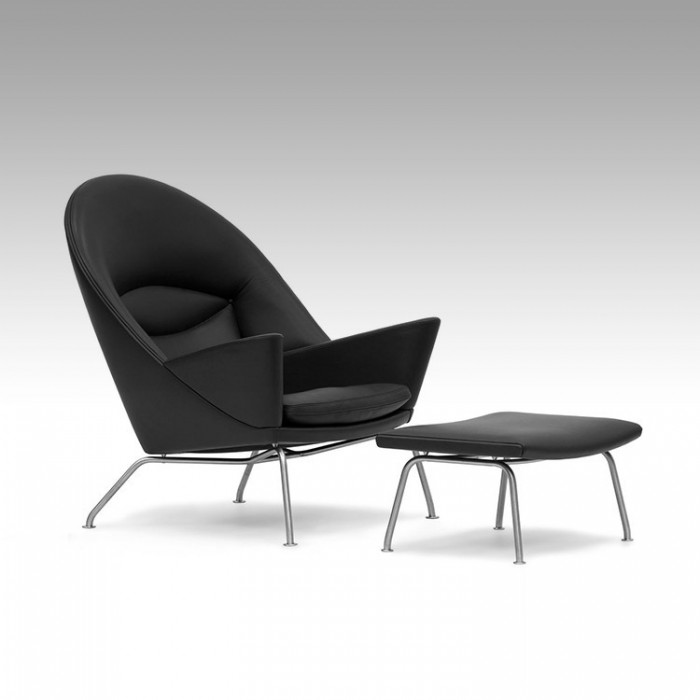 Poltrona ispirata al modello Oculus Armchair