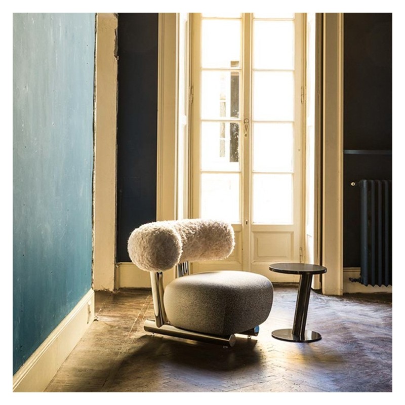 Sleek and Sturdy Design Armchair for Modern Living Spaces