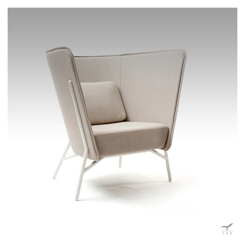 Chair inspired by the Aura M Chair model