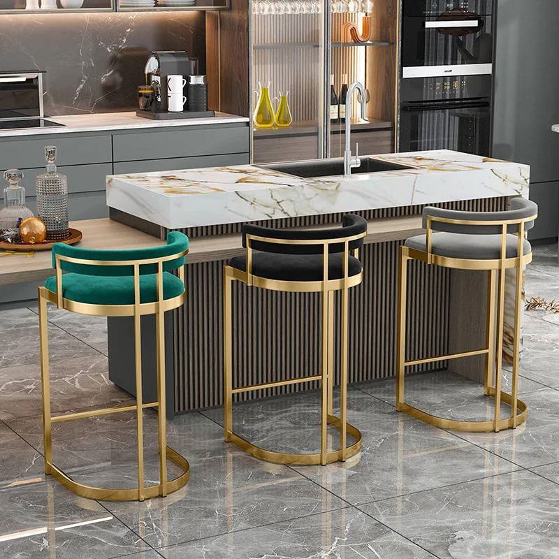Designer stools: give a touch of originality in every place